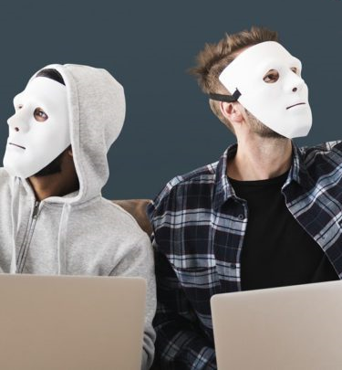 perfiles-falsos-en-las-redes-sociales-cómo-detectarlos.png
