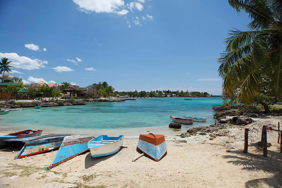 Playa-Bayahibe-La-Romoana.png